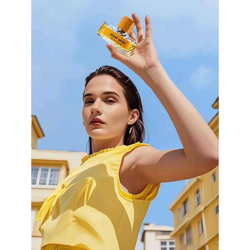 100 ml Kadınlar İçin Çiçeksi M - Eau De Parfum Women incelemesi ve fiyatı